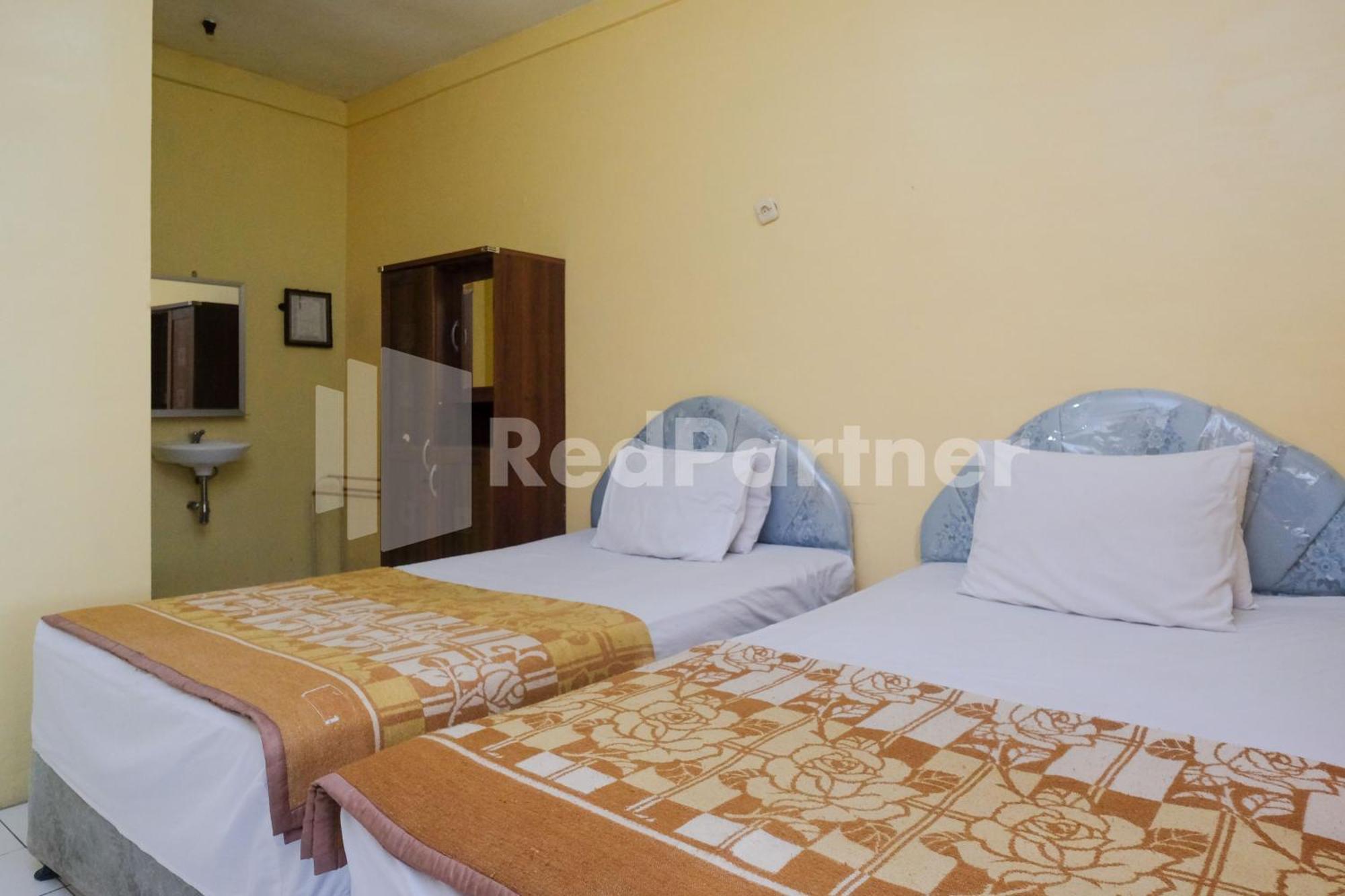 Hotel Sido Langgeng Tawangmangu Mitra Reddoorz Kültér fotó